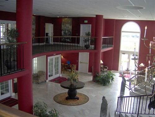 Coconut Malorie Hotel, Ascend Collection